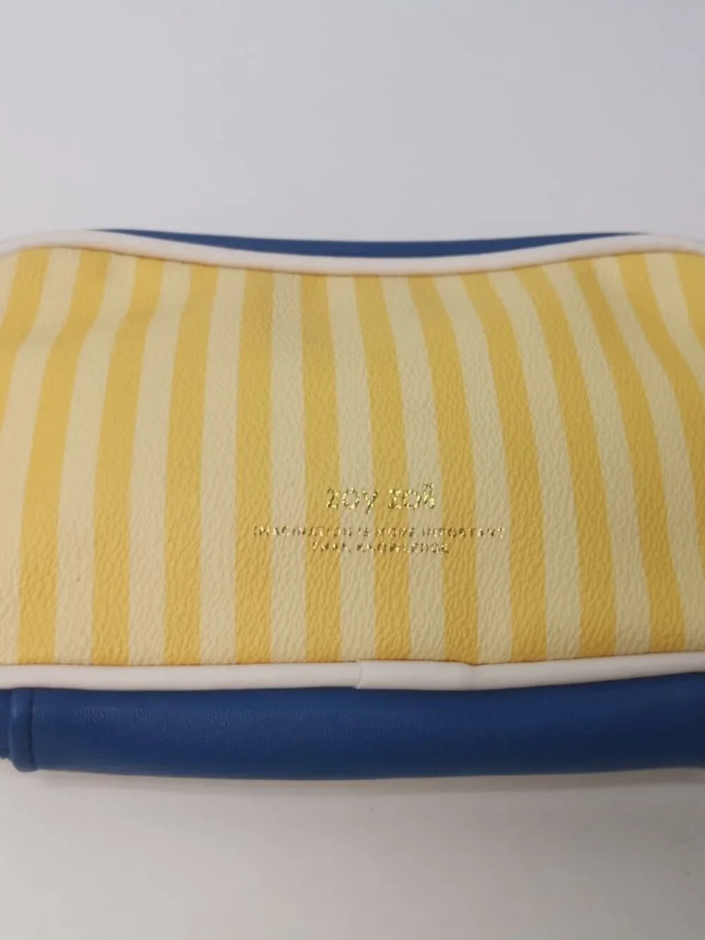 HELLO ZOYZOLL Cute Cartoon Pencil Bag New Style Large Capacity Pencil Case